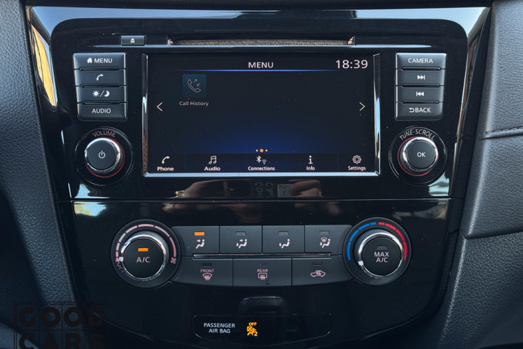 Nissan Rogue - 30