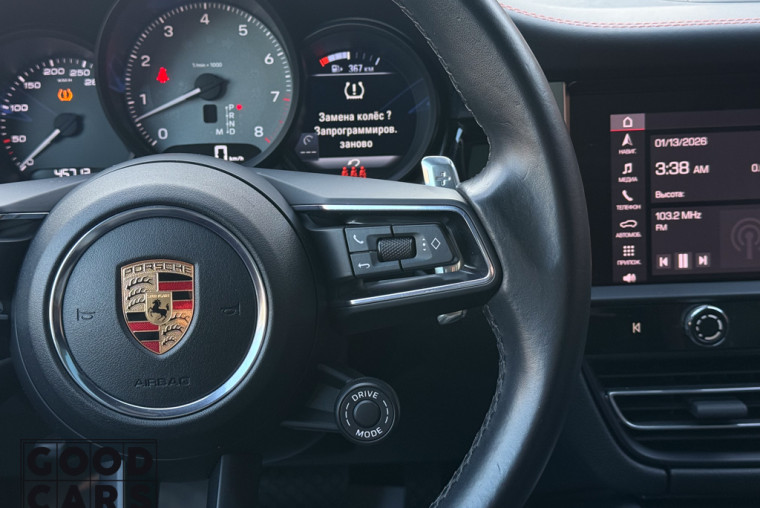 Porsche Macan - 28