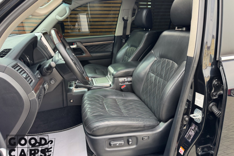 Toyota Land Cruiser 200 - 20