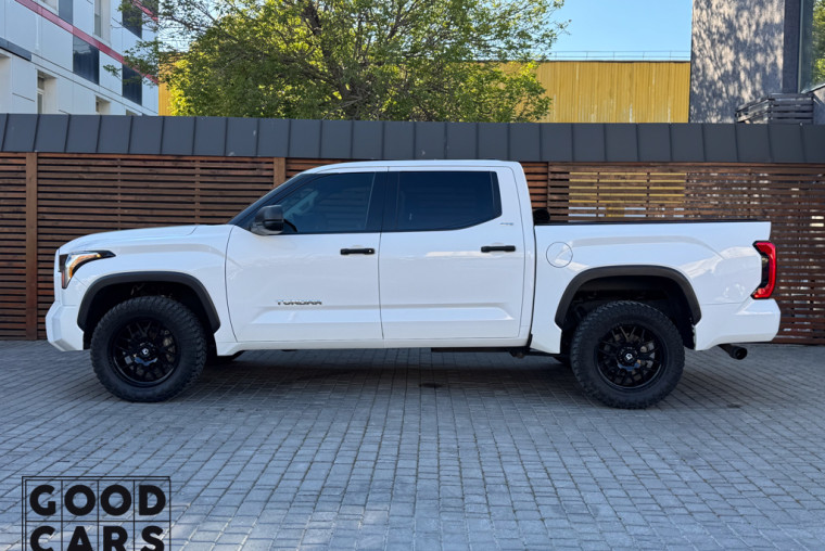 Toyota Tundra - 3