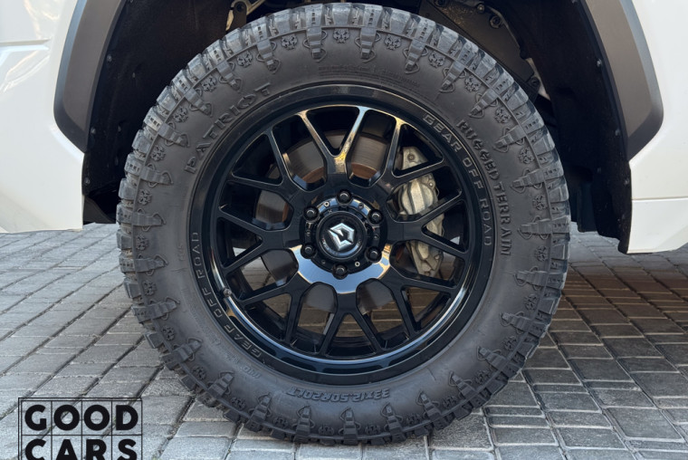 Toyota Tundra - 14