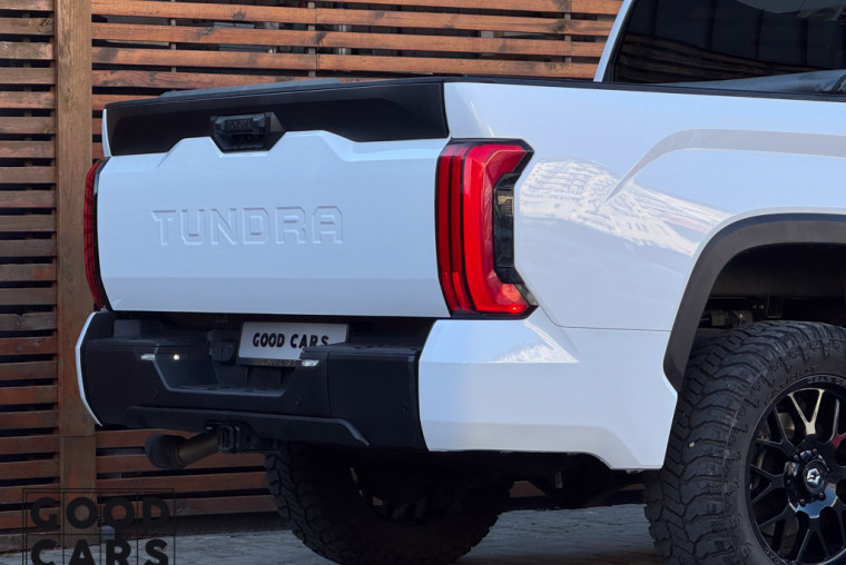 Toyota Tundra - 10