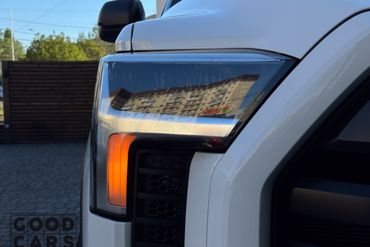 Toyota Tundra - 11